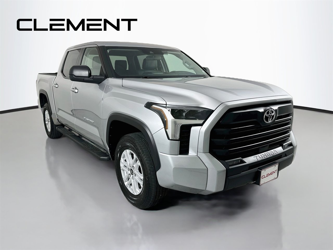 Used 2024 Toyota Tundra SR5 w/ SR5 Premium Package AWD/4WD image 5