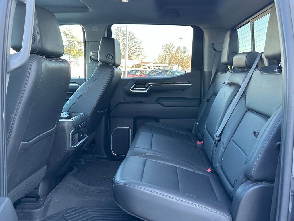 Used 2022 Chevrolet Silverado 1500 LTZ image 15