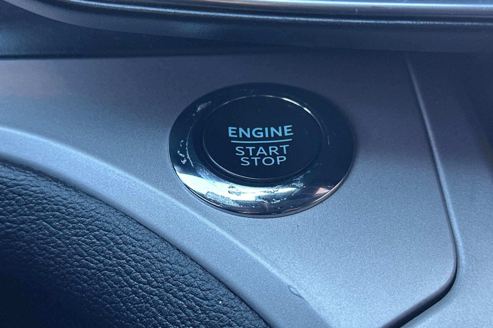 Certified 2023 Ford Explorer XLT RWD image 36