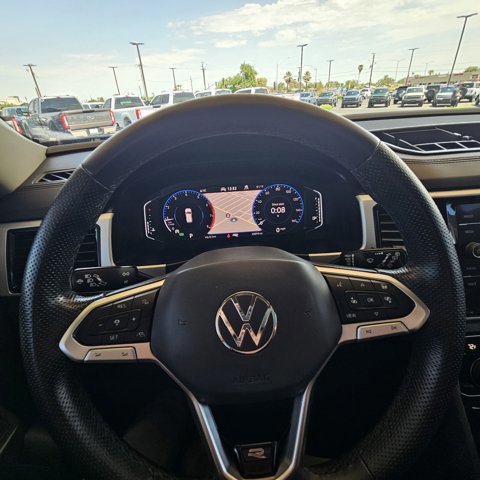 Used 2021 Volkswagen Atlas SEL Premium image 19