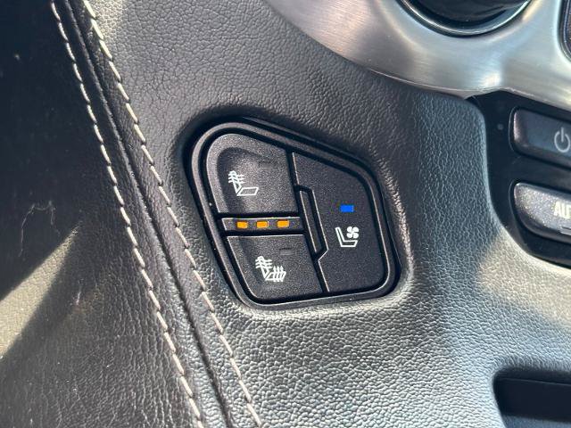 Used 2019 GMC Yukon XL SLT w/ Open Road Package RWD image 27