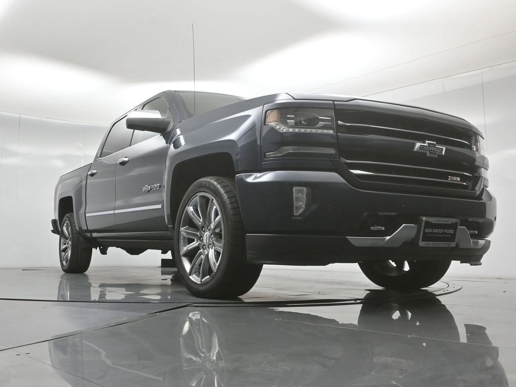 Used 2018 Chevrolet Silverado 1500 LTZ Z71 w/ Centennial Edition image 6
