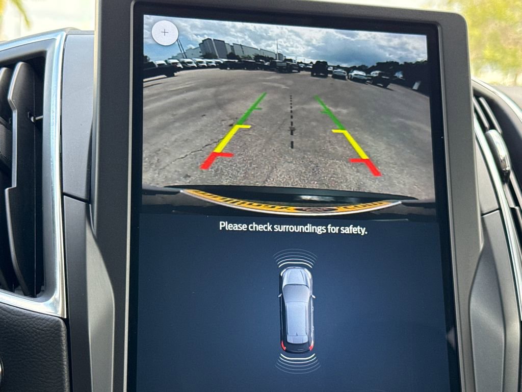 Certified 2024 Ford Edge Titanium image 20