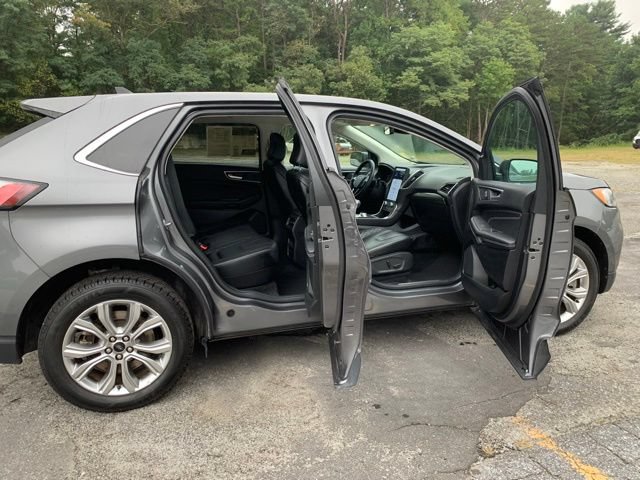 Certified 2024 Ford Edge Titanium AWD/4WD image 11
