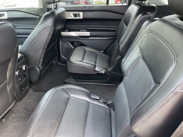 Certified 2023 Ford Explorer Limited w/ Equipment Group 301A image 32