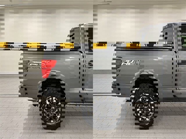 Used 2019 Nissan Titan PRO-4X w/ Pro-4x Convenience Package image 6