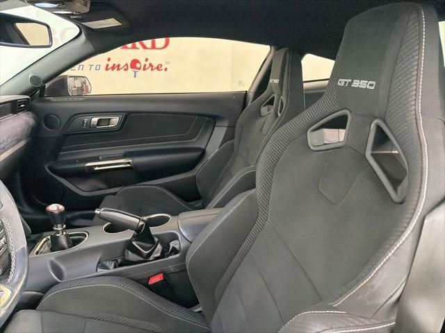Certified 2018 Ford Mustang Shelby GT350 w/ Electronics Package RWD image 11