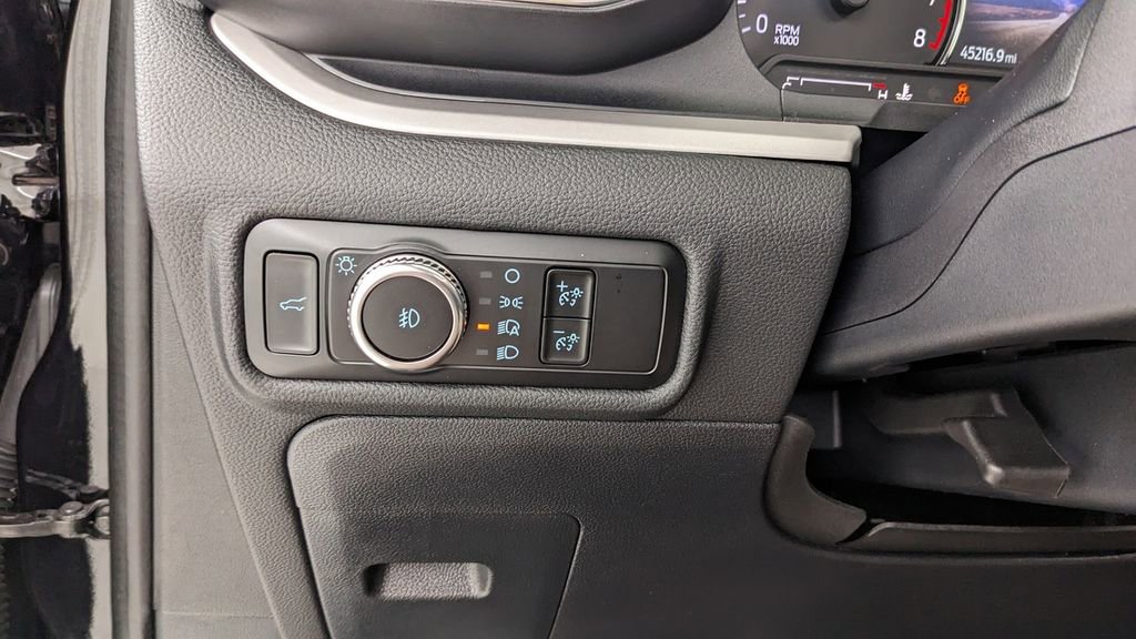 Certified 2023 Ford Explorer XLT w/ Equipment Group 202A image 23