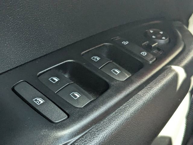 Used 2024 Hyundai Venue Limited FWD image 23