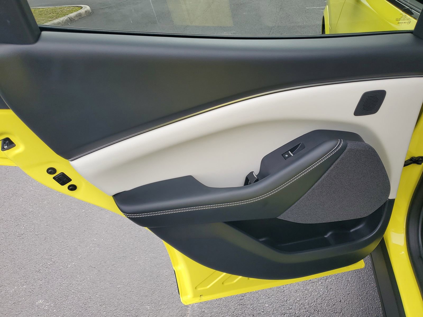 Certified 2025 Ford Mustang Mach-E Premium RWD image 9