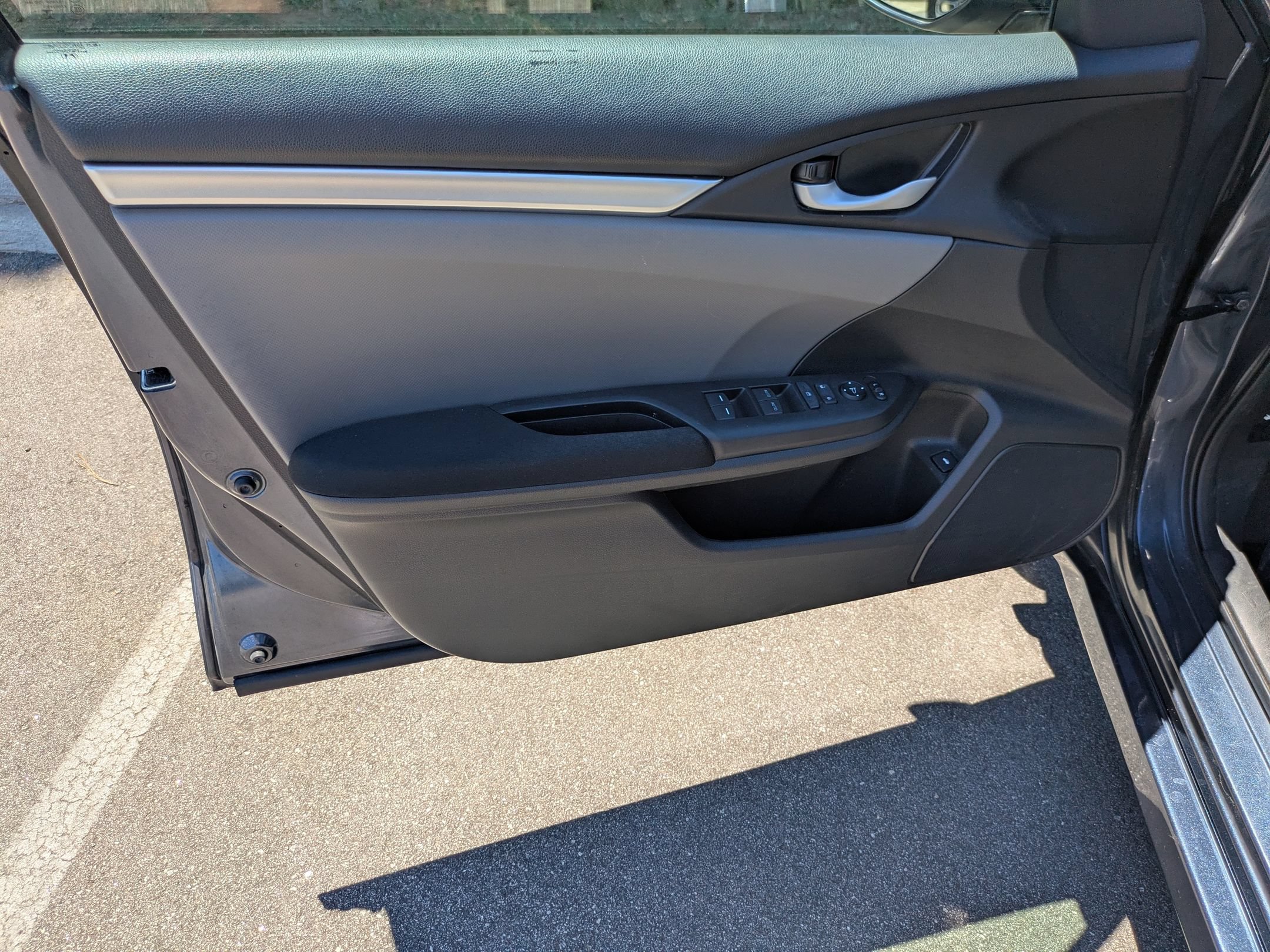 Used 2020 Honda Civic LX image 10
