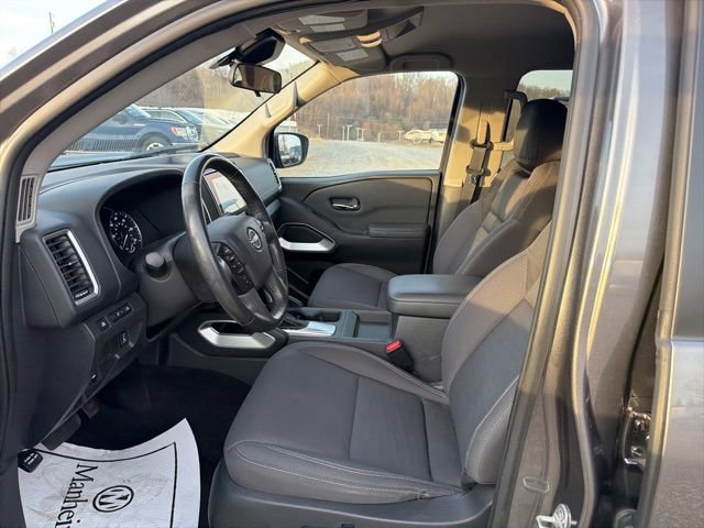 Used 2022 Nissan Frontier SV image 12