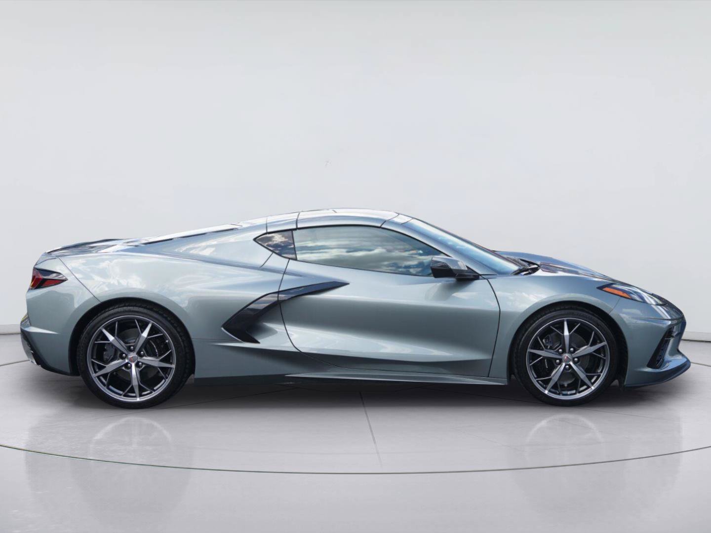 Used 2023 Chevrolet Corvette Stingray Coupe w/ 1LT RWD image 5