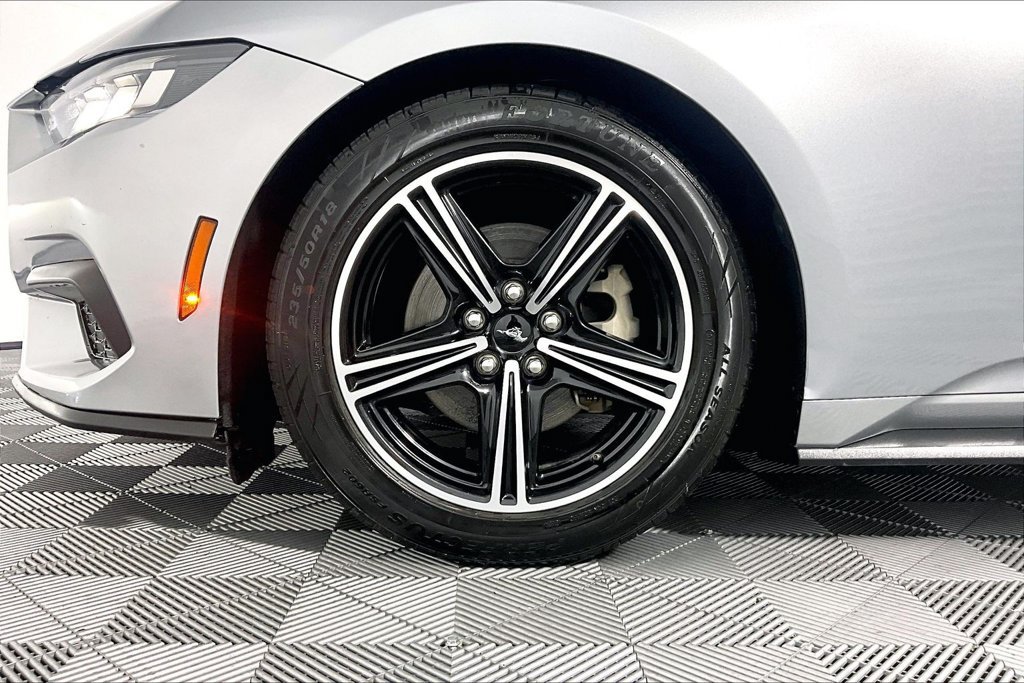 Certified 2024 Ford Mustang Premium RWD image 8