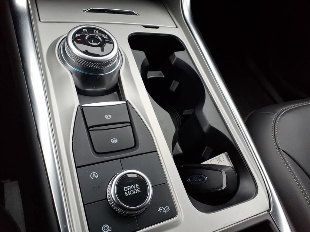 Certified 2024 Ford Explorer XLT w/ Equipment Group 202A image 24