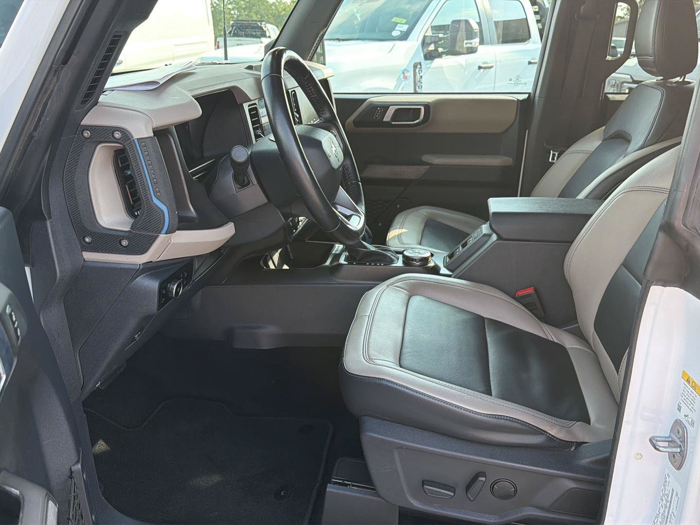Certified 2023 Ford Bronco Wildtrak AWD/4WD image 10