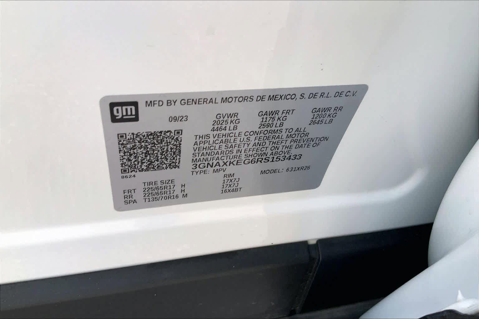 Used 2024 Chevrolet Equinox LT w/ LPO, Floor Liner Package FWD image 31