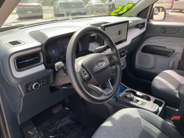 Certified 2025 Ford Maverick XLT w/ Equipment Group 302A AWD/4WD image 6