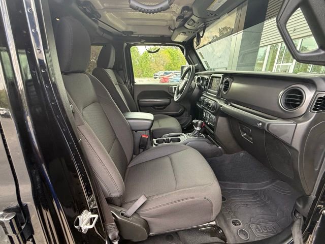 Used 2023 Jeep Gladiator Sport AWD/4WD image 15