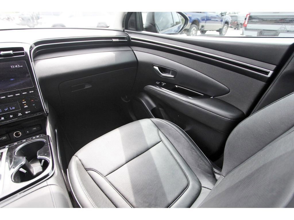 Used 2022 Hyundai Tucson Limited image 13