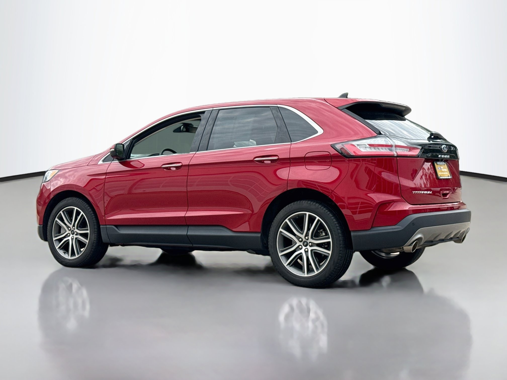 Certified 2024 Ford Edge Titanium w/ Equipment Group 301A AWD/4WD image 5