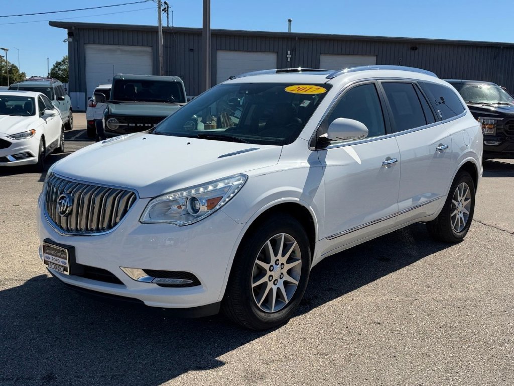Used 2017 Buick Enclave Leather AWD/4WD image 2
