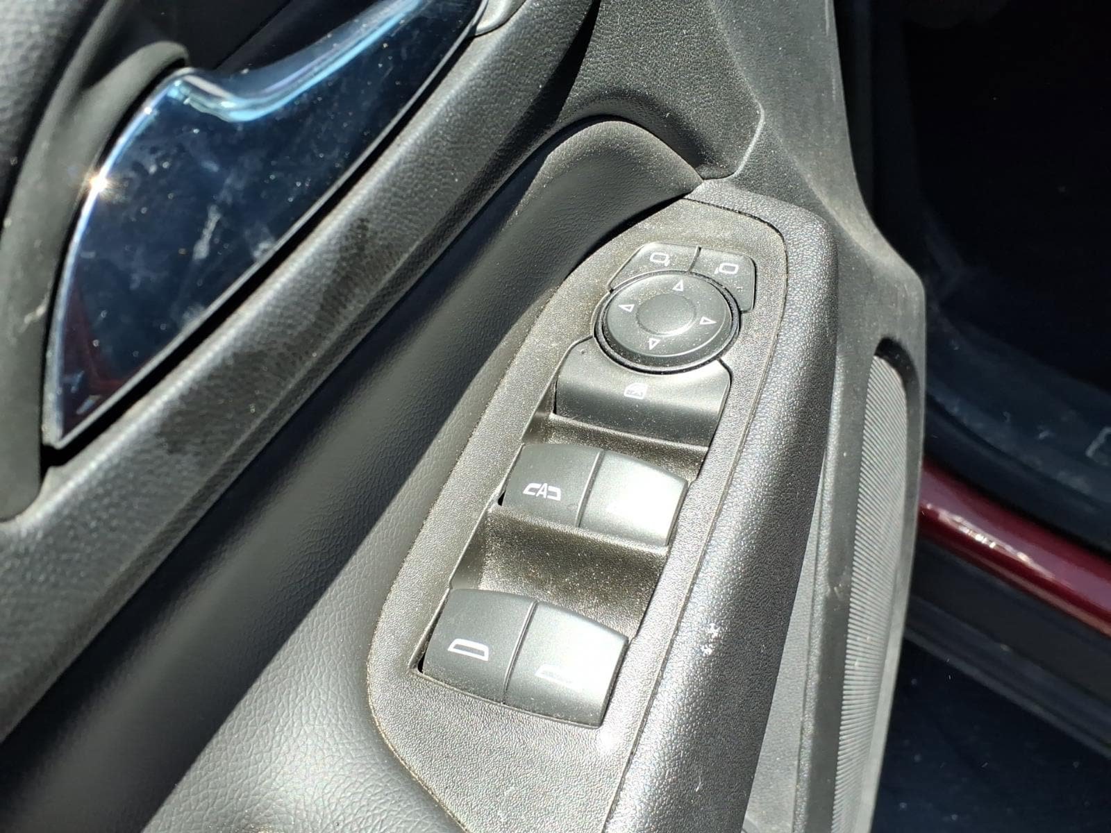 Used 2023 Chevrolet Equinox LT AWD/4WD image 11
