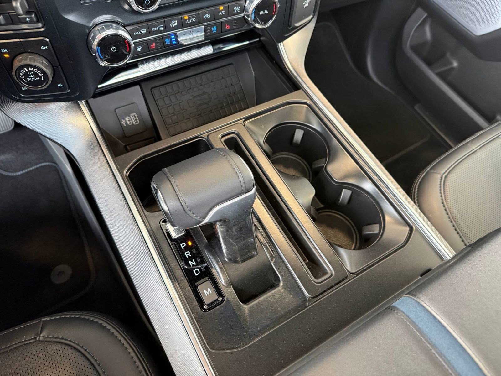 Certified 2025 Ford F150 Platinum w/ Equipment Group 702A High image 33