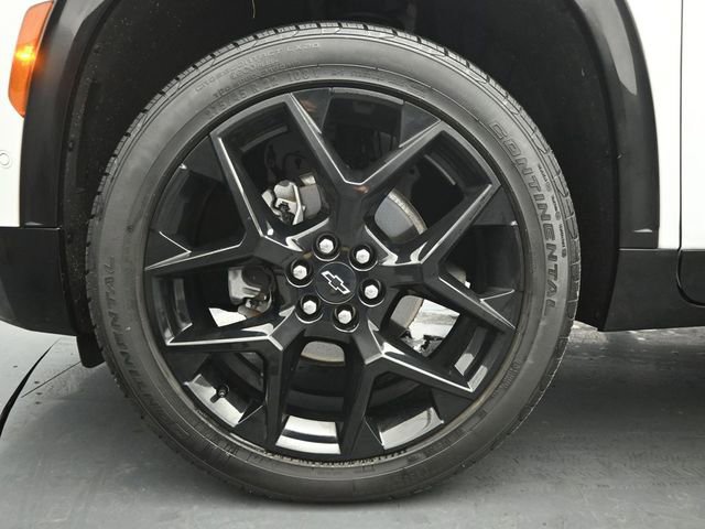 Used 2024 Chevrolet Traverse RS w/ LPO, Floor Liner Package image 40