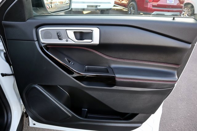 Certified 2023 Ford Explorer ST-Line w/ Class IV Trailer Tow Package image 19