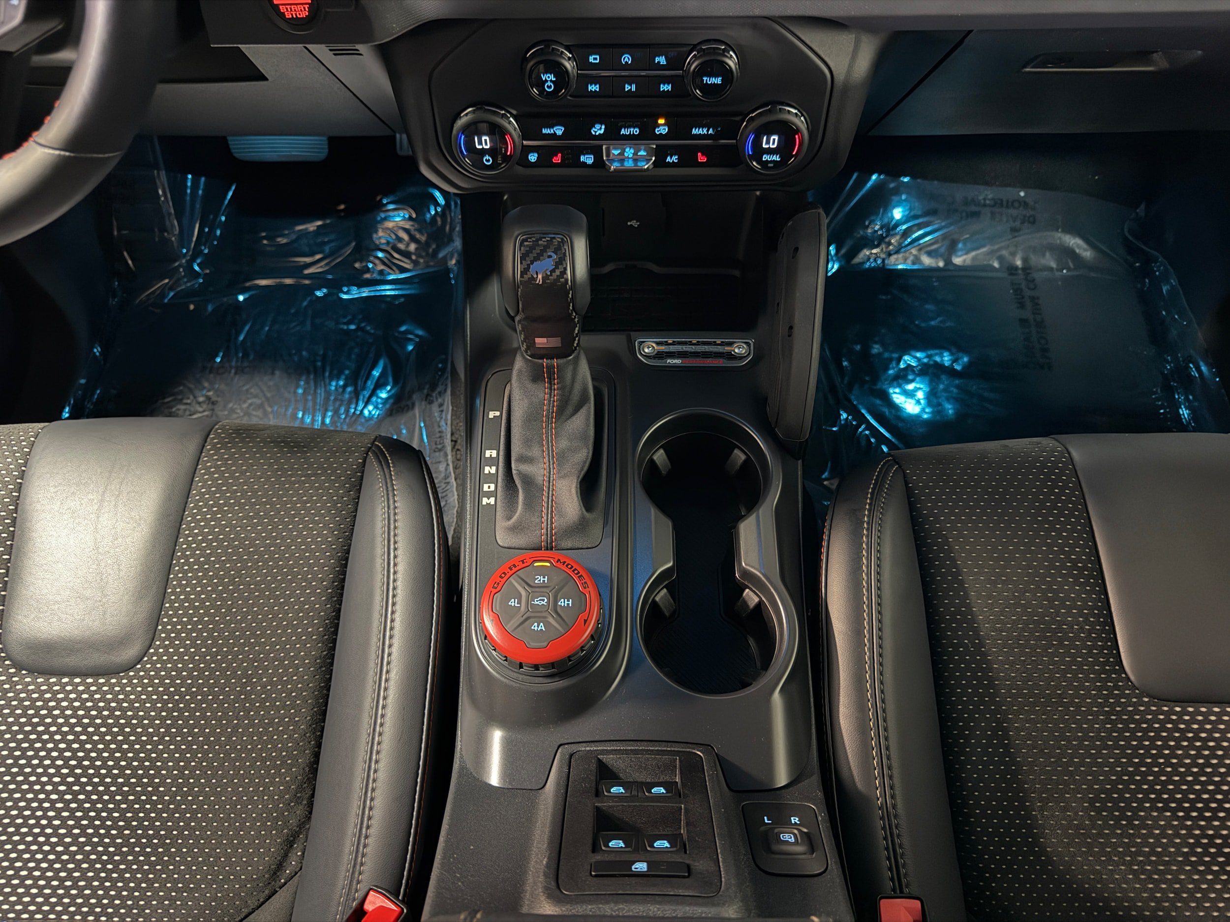 Certified 2024 Ford Bronco Raptor w/ Interior Carbon Fiber Pack 6 AWD/4WD image 31