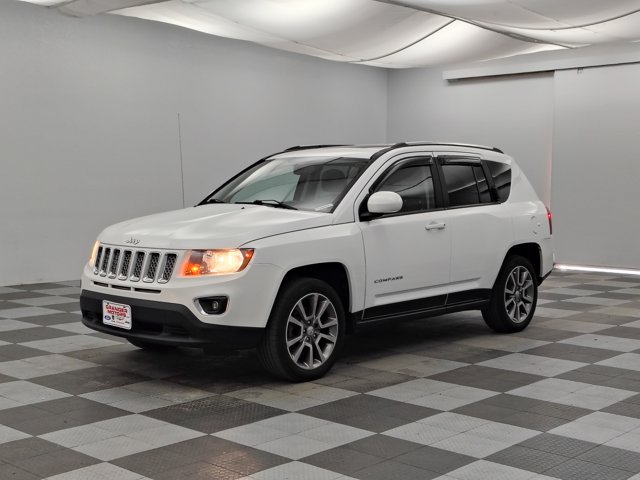 Used 2017 Jeep Compass High Altitude AWD/4WD image 4