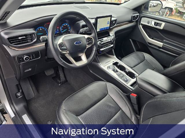 Certified 2024 Ford Explorer Limited AWD/4WD image 2