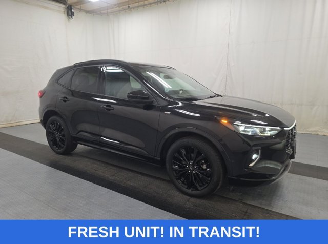 Certified 2023 Ford Escape ST-Line Elite w/ Premium Technology Package AWD/4WD image 4
