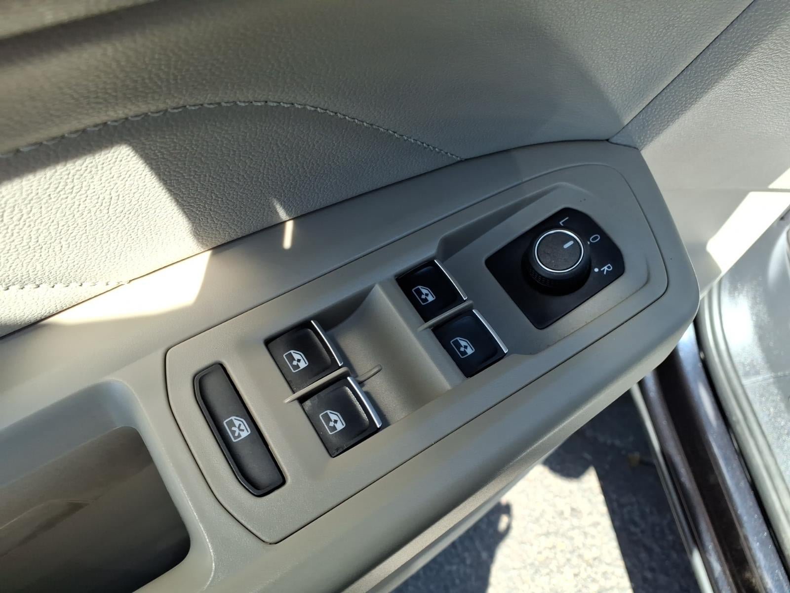 Used 2022 Volkswagen Atlas SE AWD/4WD image 22