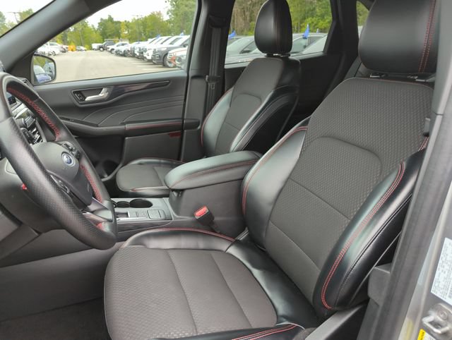 Certified 2024 Ford Escape ST-Line AWD/4WD image 28