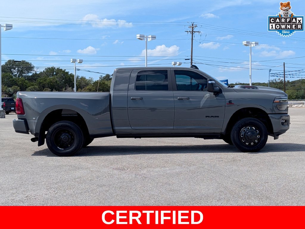 Used 2026 RAM 3500 Laramie AWD/4WD image 2