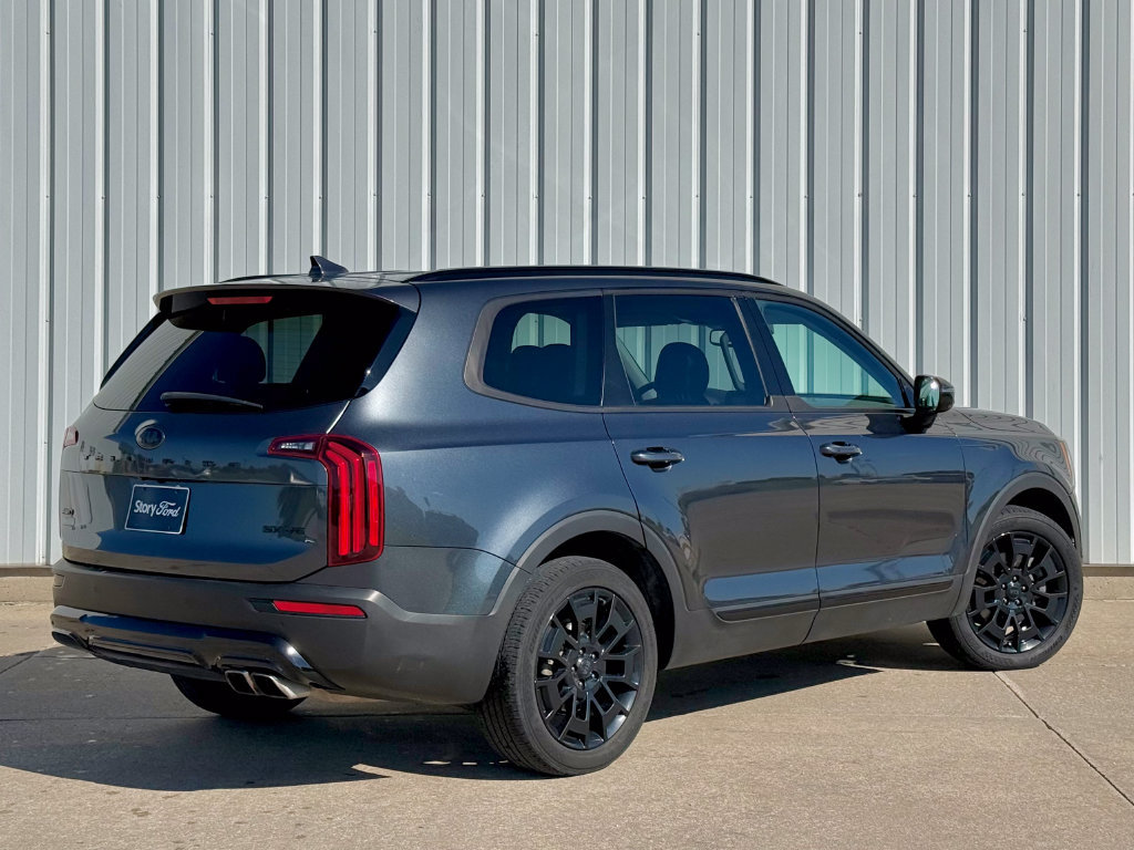 Used 2021 Kia Telluride SX w/ Nightfall Edition Package AWD/4WD image 6
