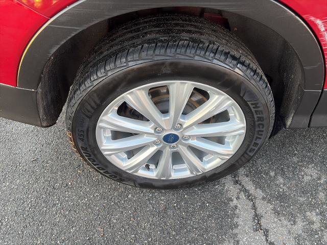 Certified 2019 Ford Escape SEL image 25