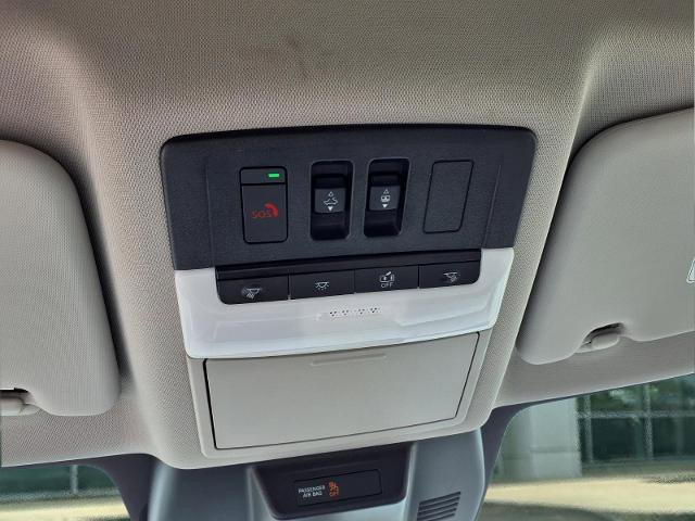 Used 2025 Nissan Rogue SL w/ Tech Package FWD image 25