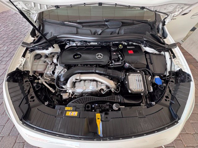 Used 2025 Mercedes-Benz GLA 250 image 21
