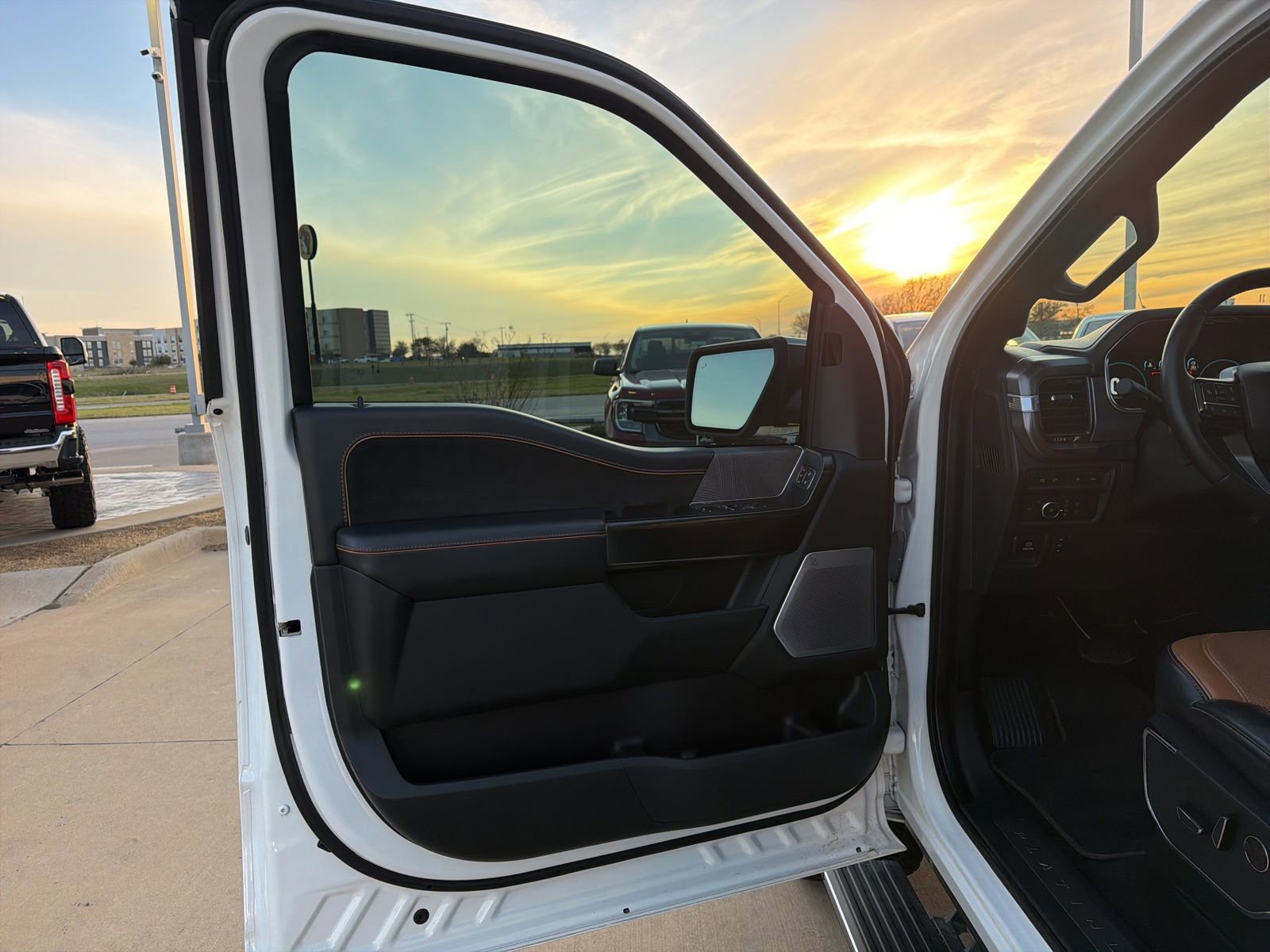 Certified 2021 Ford F150 Platinum w/ Equipment Group 701A High image 13