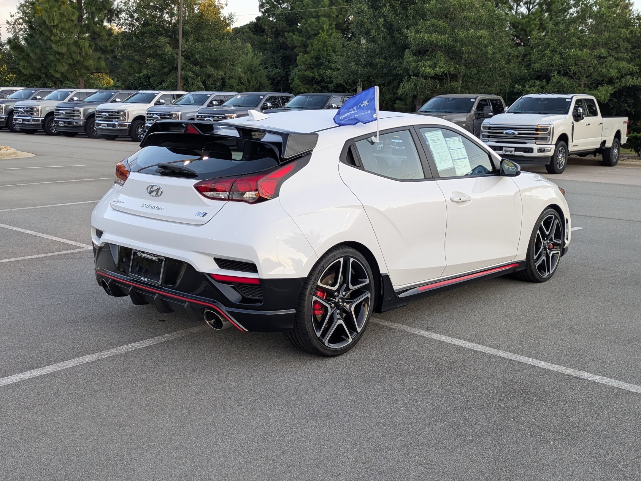 Used 2022 Hyundai Veloster N FWD image 4