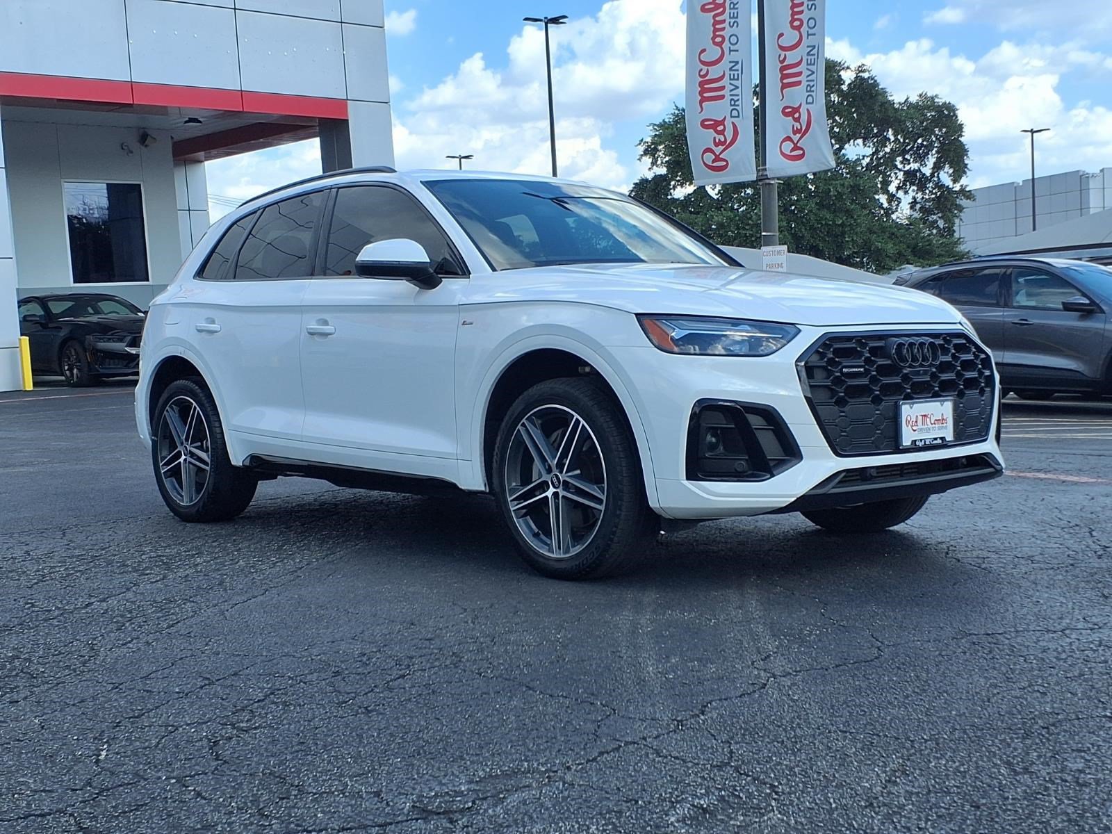 Used 2023 Audi Q5 e Premium Plus w/ Premium Plus Package AWD/4WD image 4