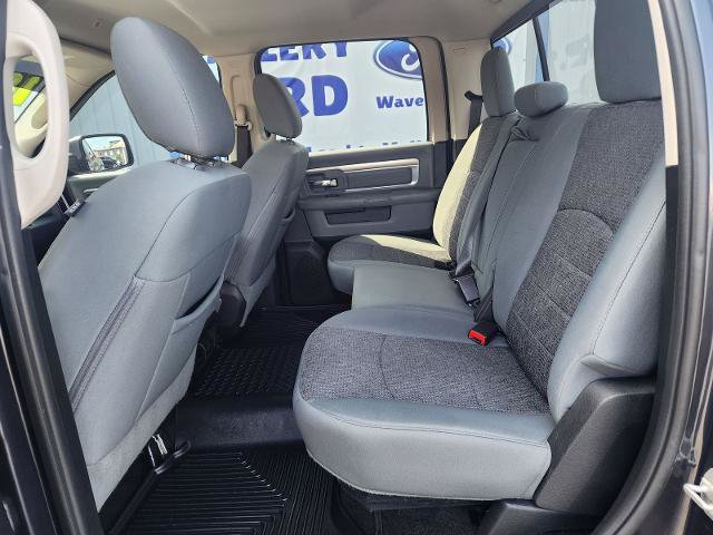 Used 2018 RAM 1500 Big Horn RWD image 23