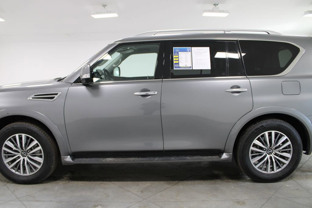 Used 2024 Nissan Armada SL image 2