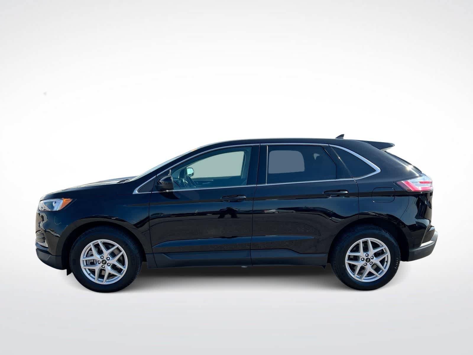 Certified 2024 Ford Edge SEL w/ Convenience Package AWD/4WD image 5