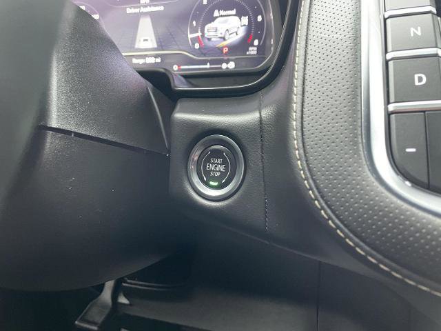 Used 2023 GMC Yukon SLT image 26