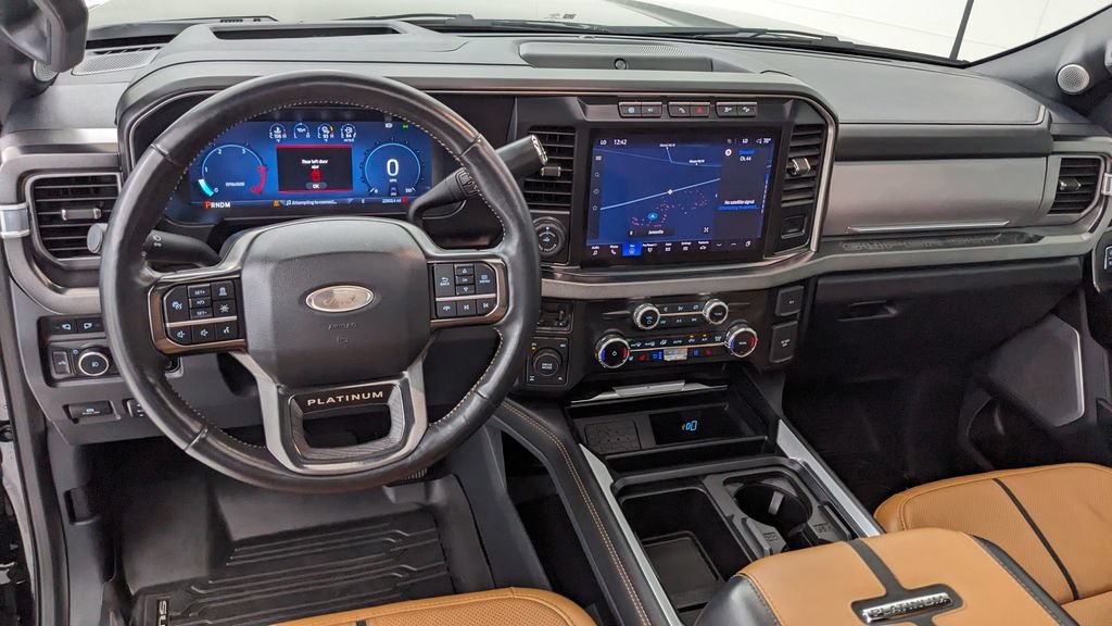 Certified 2024 Ford F250 Platinum AWD/4WD image 4