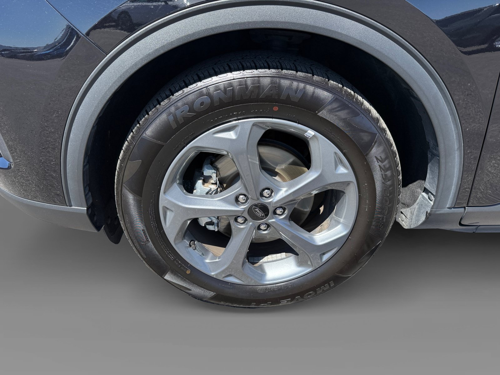 Certified 2025 Ford Escape ST-Line FWD image 9